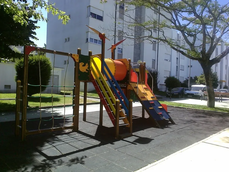 Parque Infantil da Urbanização Capitães de Abril