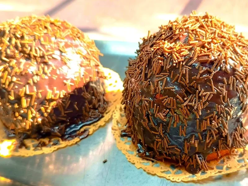 Docepovoa Confeitaria & Pastelaria