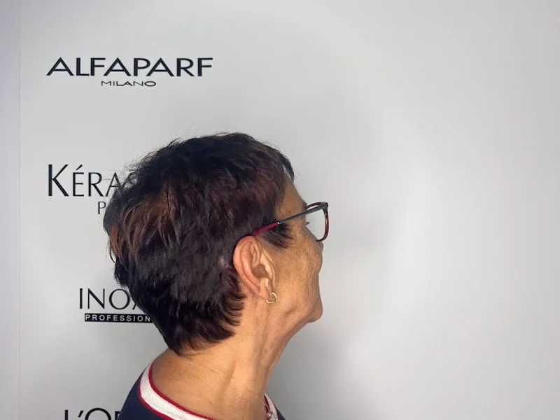 Eric Stipa by Nela Cabeleireiros