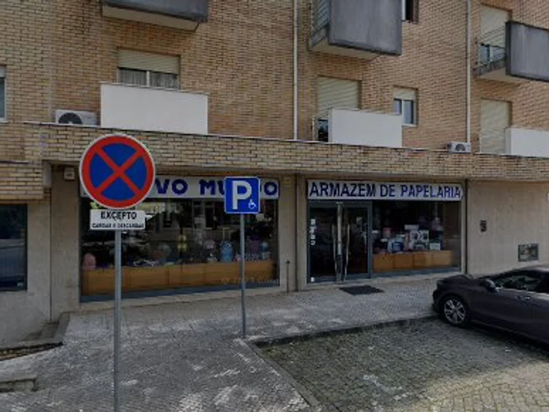 Papelaria Novo Mundo - Maria Natália Cruz Silva