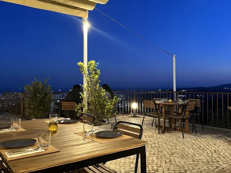 NAQUELA MESA | Cozinha do Mar e da Serra