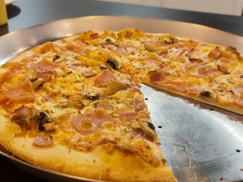 Mc Dominas Pizza & Kebab