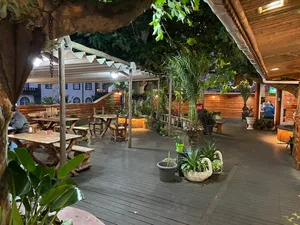 restaurantes abertos até tarde no Horta