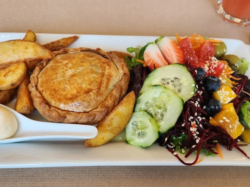Gardens Lounge - All Day Food Brunch