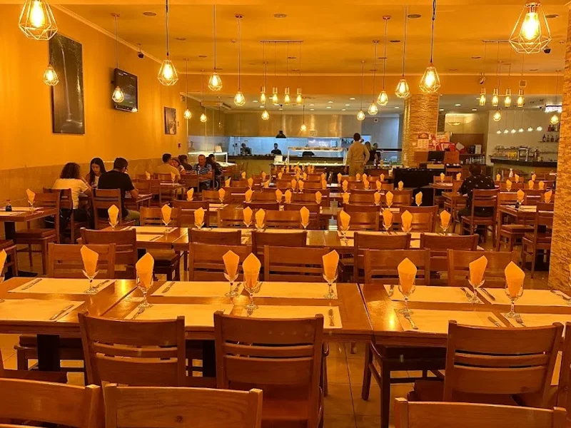 Little World (Wok & Grill)