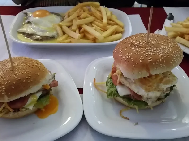 Delícia Caseira "A Preta" Delivery Próprio