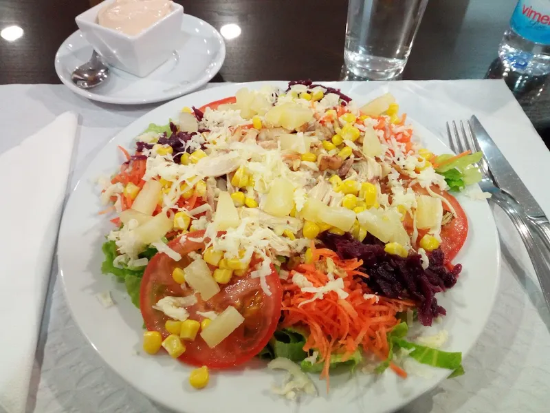 Pizzaria Salada de Frutas