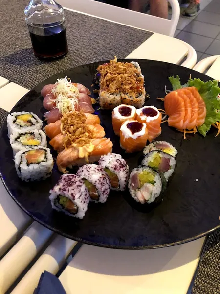 Restaurante Japonês - WINE & SUSHI