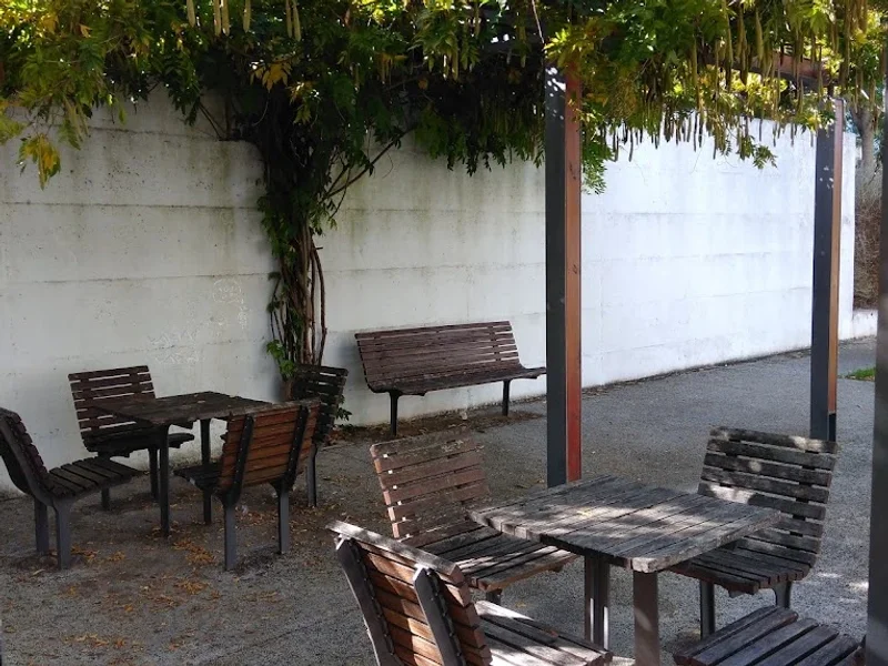 Panitejo Av. Bernardo Santareno