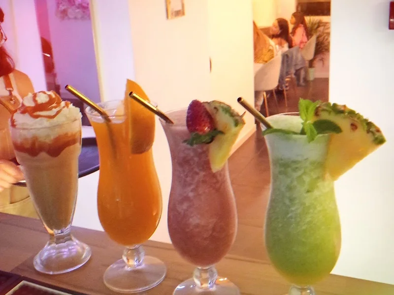 Anaya Bistro & Cocktail Bar