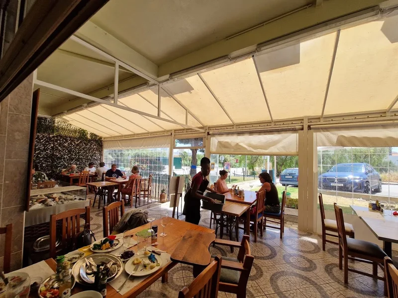 Restaurante Sal Na Guelra By Meco