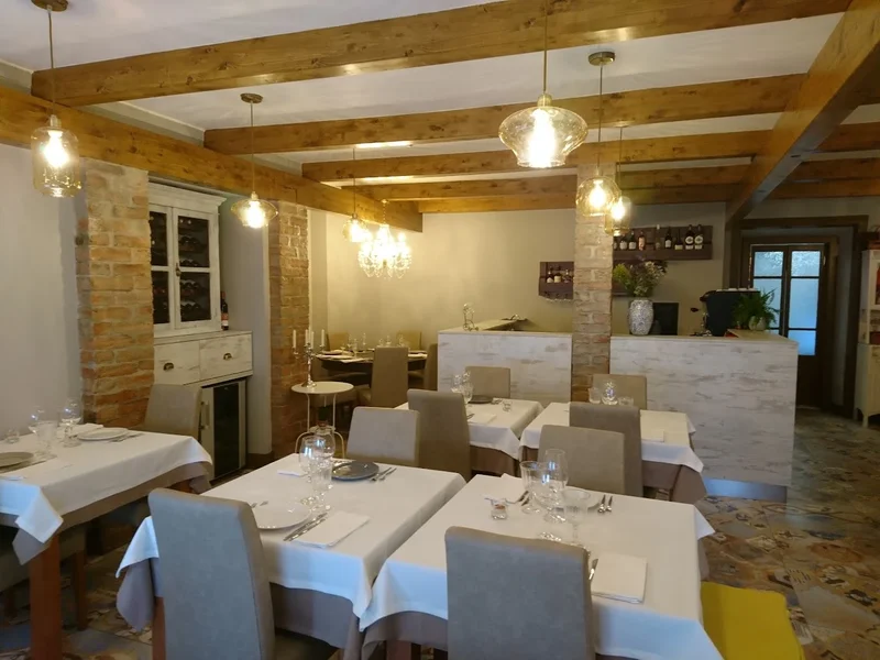 Salsaparrilha Restaurante