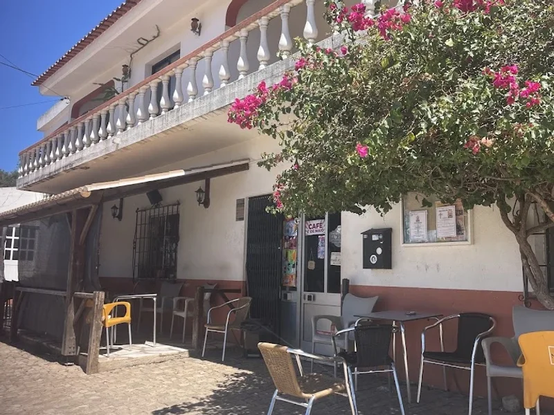 Cafe 1 Maio