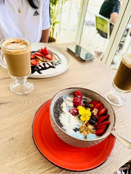 Kestè - Coffee ,Brunch & Drink