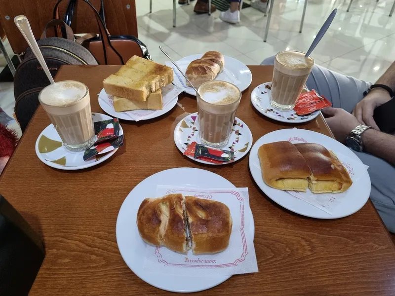 Flor do Castelo - Pastelaria e Padaria, Lda