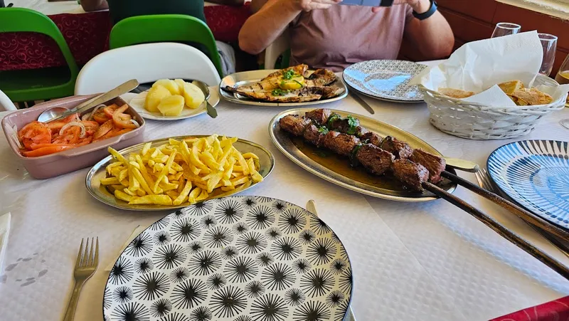 Taverna Típica Miratejo