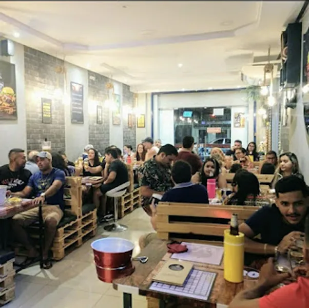 Maximus food House