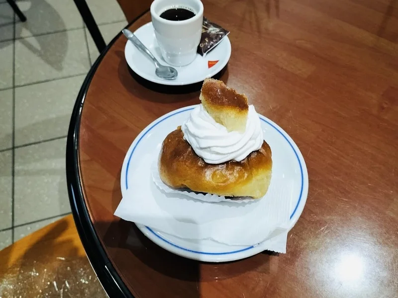 Pastelaria Delícia