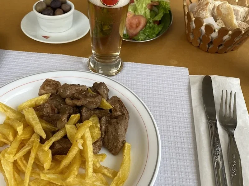 Café e restaurante Pinheira