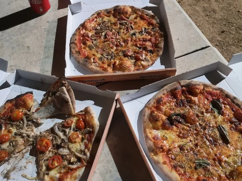 Lagos Pizza