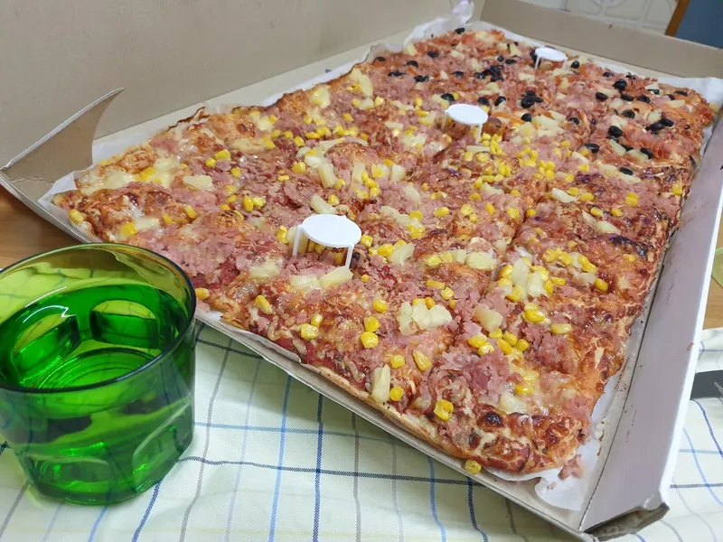 O Rei da Pizza a Metro