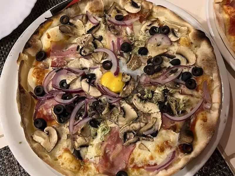 La Bella Pizza