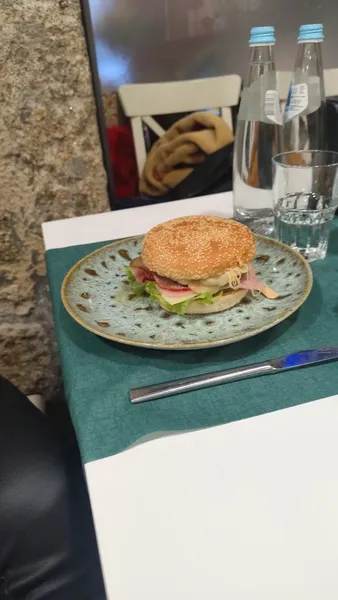 Varela - Churrasqueira & Hamburgueria