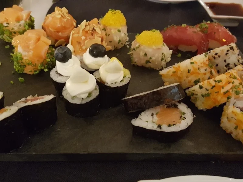 KOOK SUSHI LOUNGE - Restaurante em Santarém