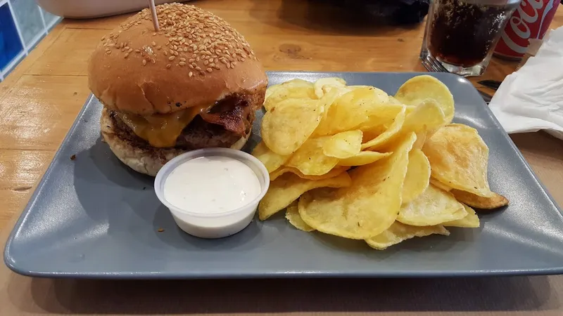 MIAMI Burger & Steak
