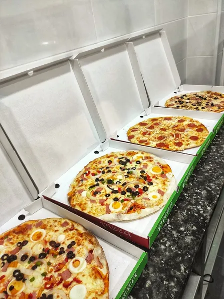 Fast Pizza Delivery