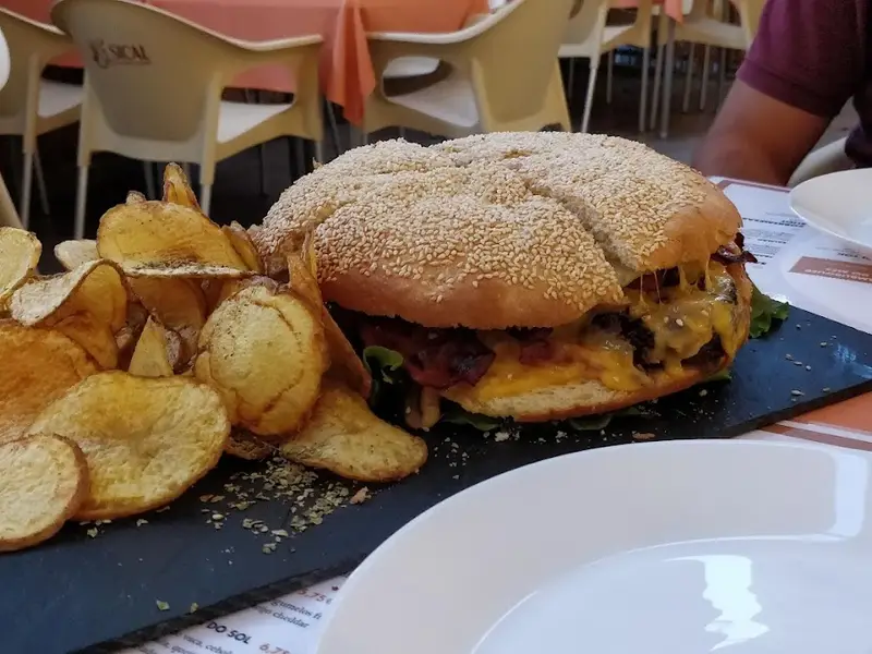 Hamburgueria Beirã