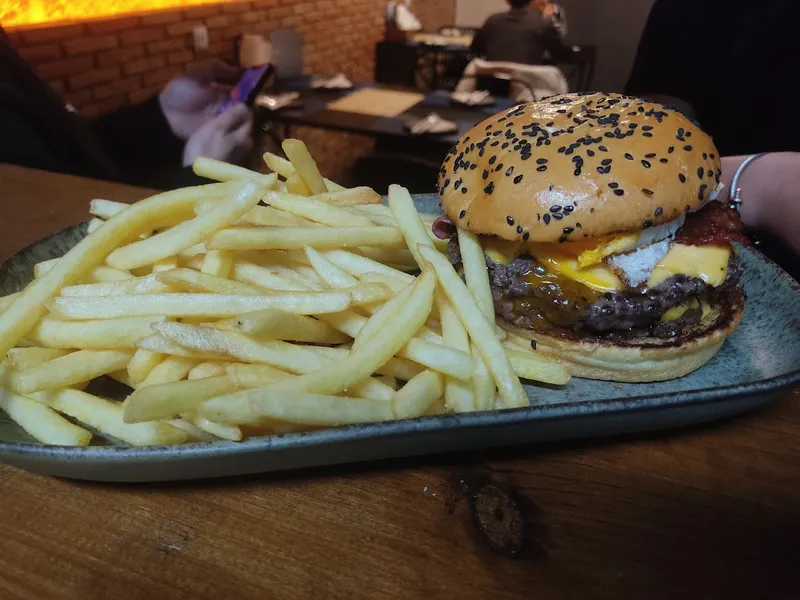 Meeat Bar
