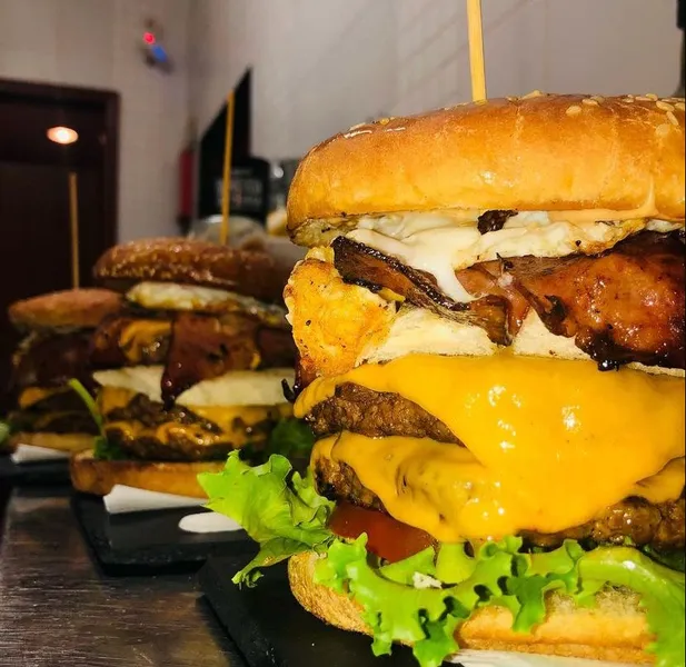 Brutus Bar & Café