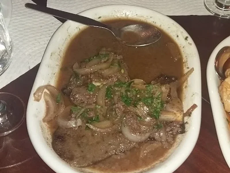 Taberna by Lucia Ribeiro