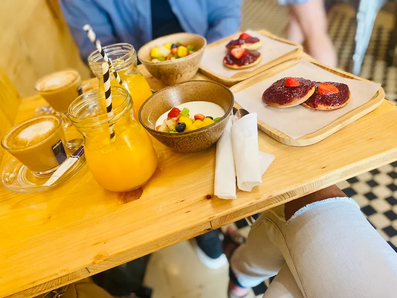 Bruncheria - Fresh Food & Smoothies