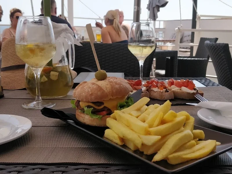 Iguana Café