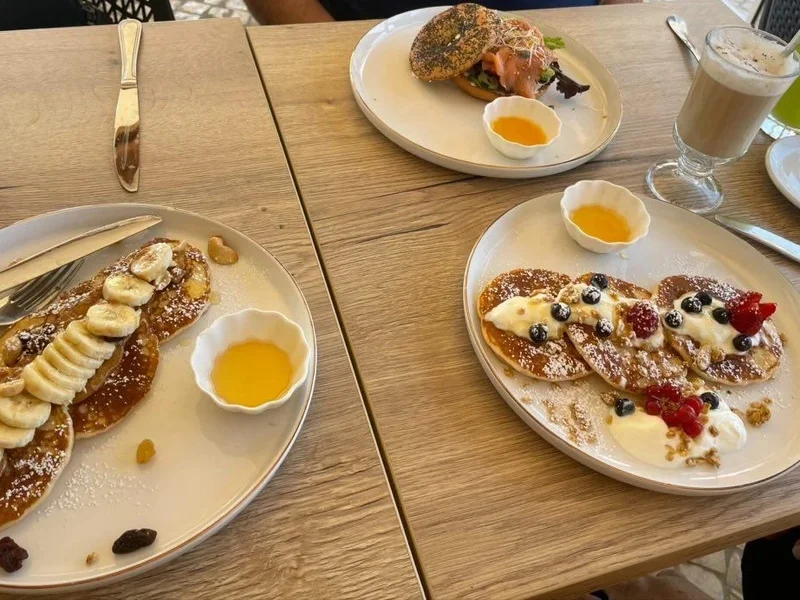 Kestè - Coffee ,Brunch & Drink