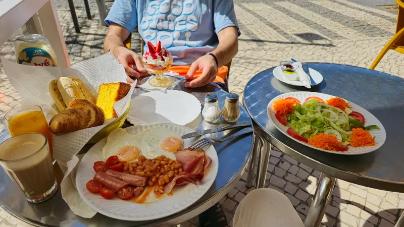Lena Gourmet Cafe