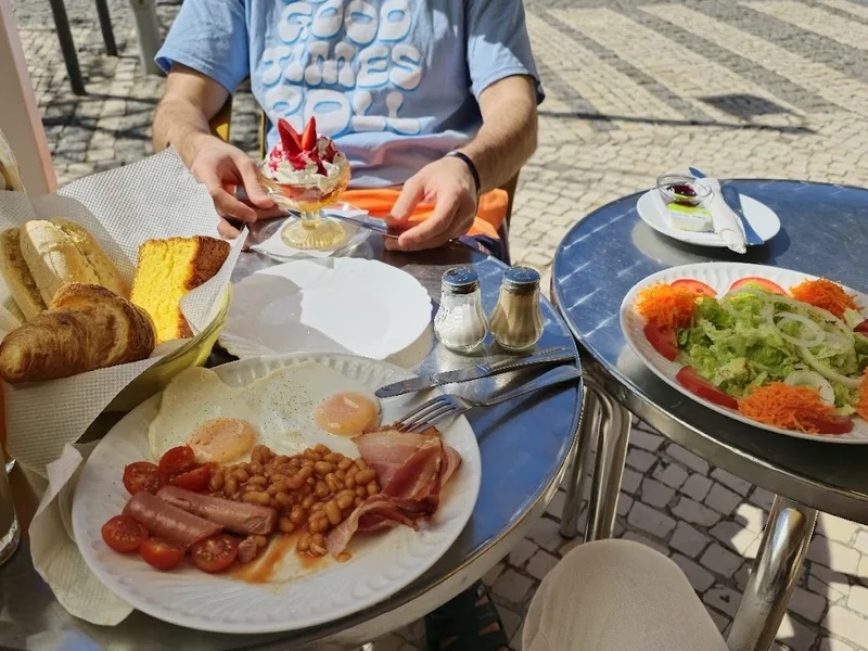 Lena Gourmet Cafe