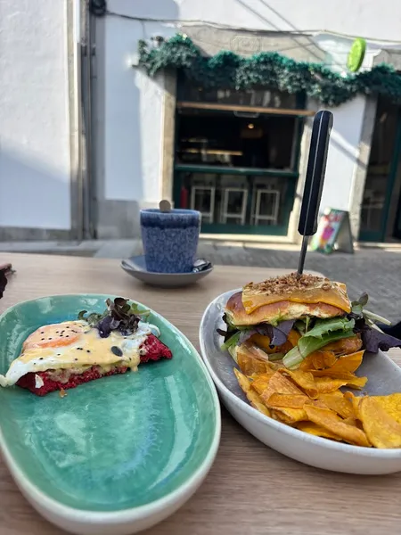 Trincaria Happy Food Bakery