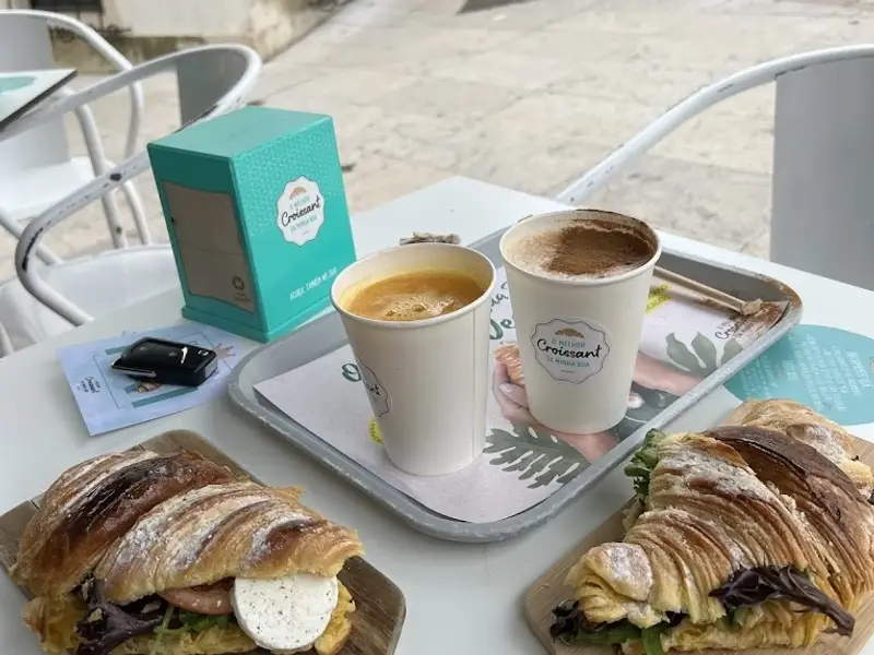 O Melhor Croissant da Minha Rua