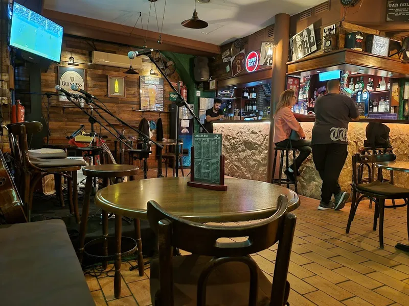 Bar 28