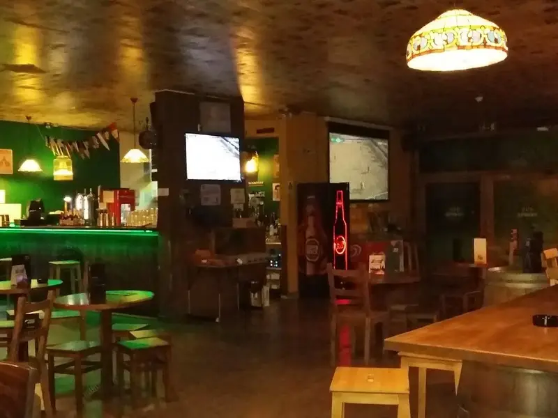 The Pub Sports Caffe