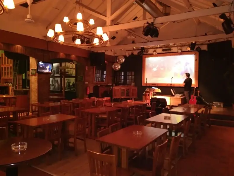 +Operário - Club & Caffé