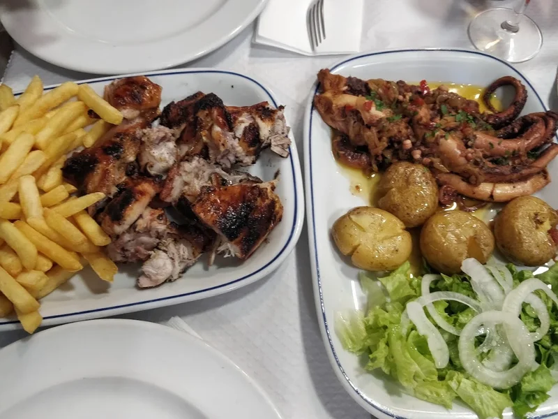 Churrasqueira Frangos S. João