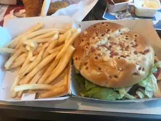 Lista 9 restaurantes de comida rápida no Santarém
