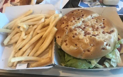 Lista 9 restaurantes de comida rápida no Santarém