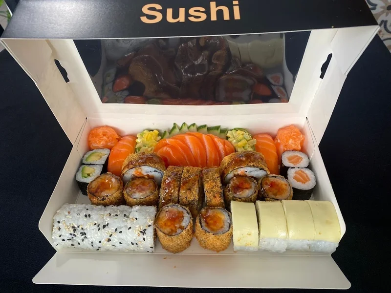 Rei Do Sushi E Gyoza