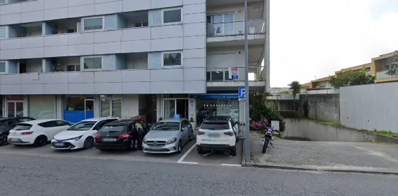 Escola de Condução Zé Ferreira - Braga