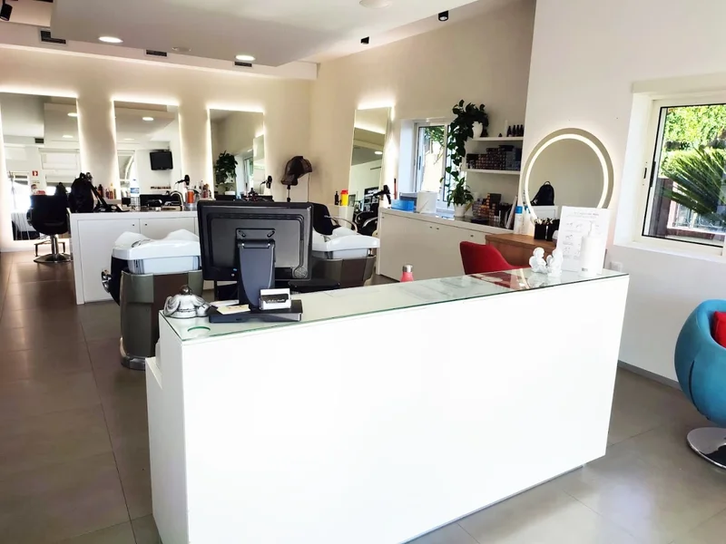 Helena Bastos Cabeleireiro e Estética